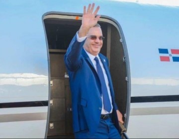 Abinader parti&oacute; a Nueva York para tratar en Asamblea General de la ONU crisis de Hait&iacute;