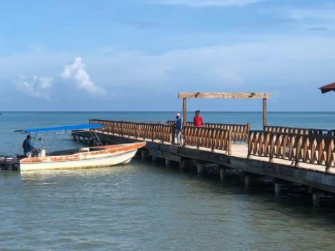 Muelle de Miches olvidado por las autoridades tras un a&ntilde;o de haber colapsado