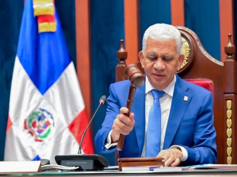 Senado conforma comisi&oacute;n especial para investigar caso Falcondo